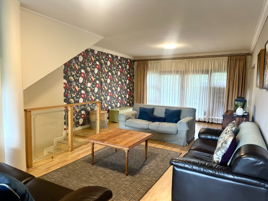 6 Bedroom Property for Sale in Dormehls Drift Western Cape